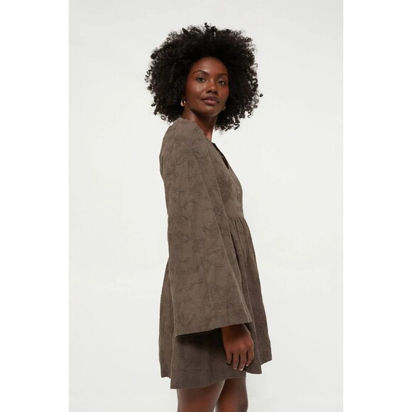 NEW Tuckernuck Hyacinth House Textured Becca Bell-Sleeved Mini Dress X Small - Picture 3 of 6